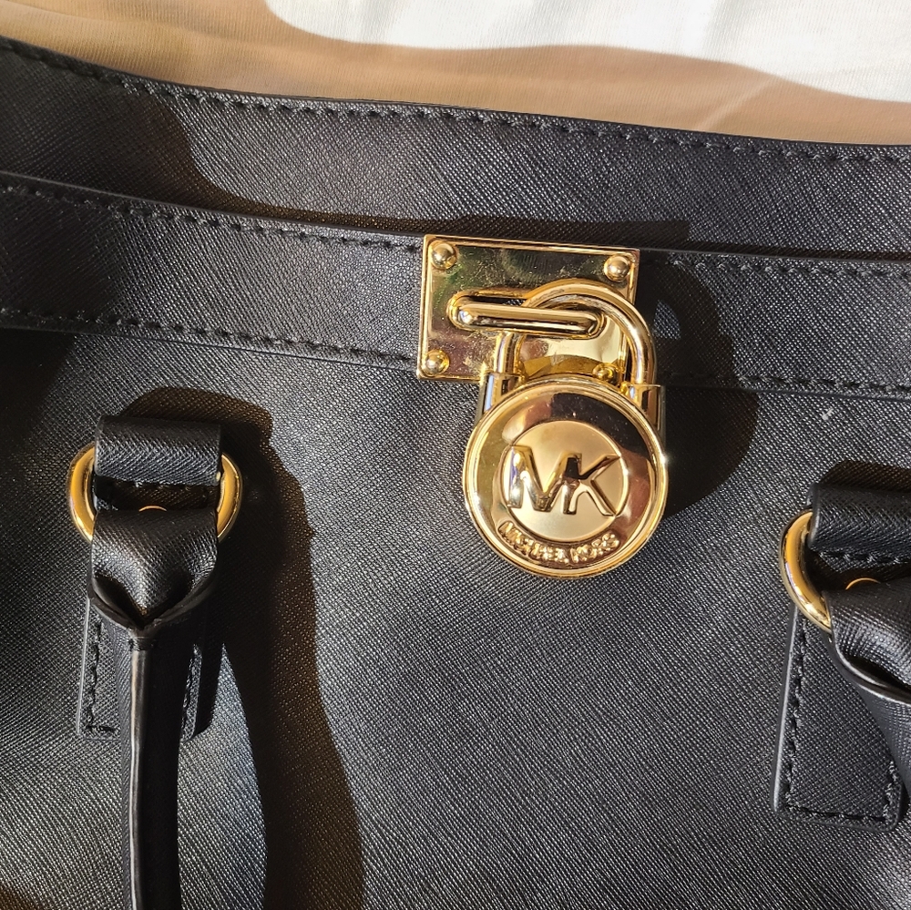 MICHEAL KORS HAMILTON SAFFIANO LEATHER SATCHEL BAG - Picture 9 of 9